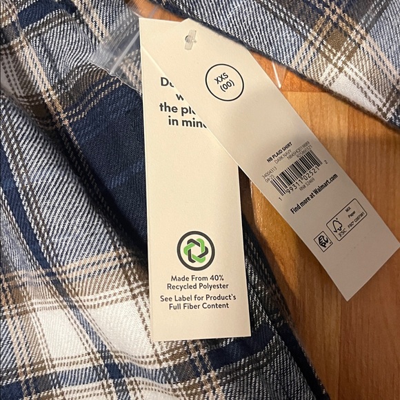 No Boundaries Navy, Brown and White Women’s Plaid Button Down Shirt - Picture 9 of 9